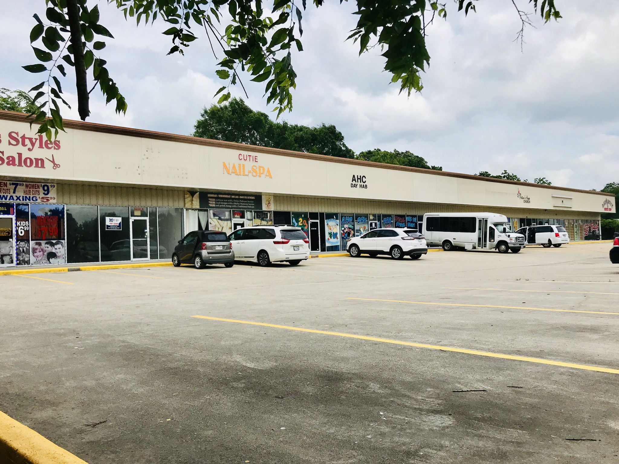 8650 N Houston Rosslyn Rd, Houston, TX for lease Primary Photo- Image 1 of 12