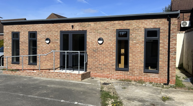 York Rd, York for lease Primary Photo- Image 1 of 4