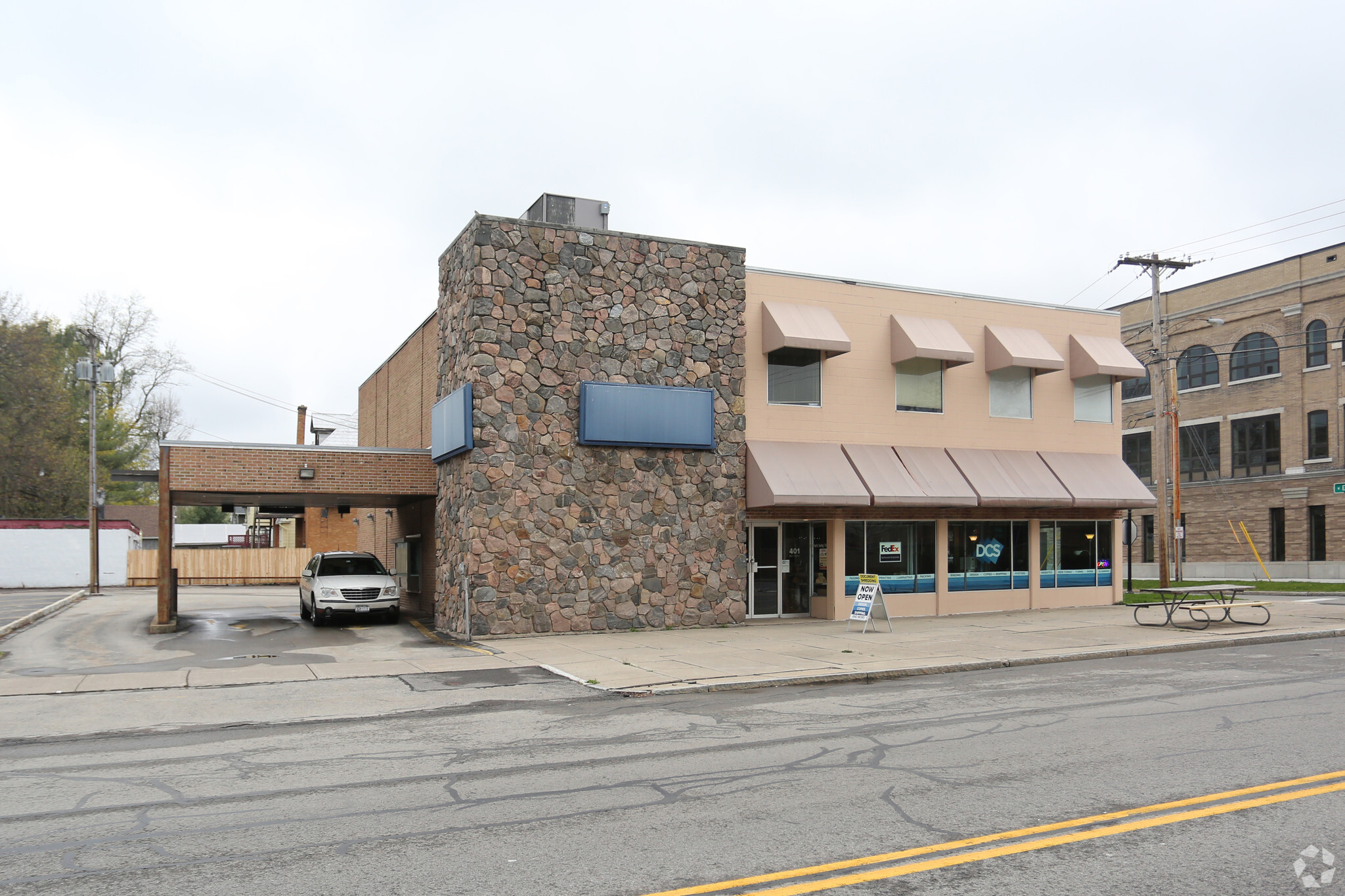 401 E Main St, East Rochester, NY à vendre Photo principale- Image 1 de 1