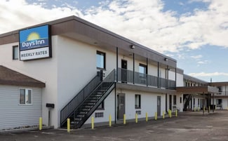 Plus de détails pour 109 16th St, Wheatland, WY - Services hôteliers à vendre