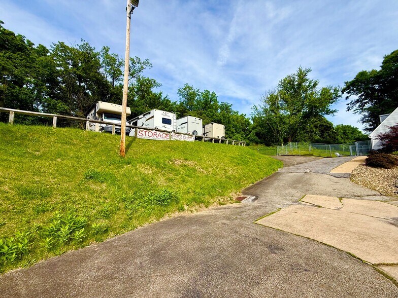 53 Oak Spring Rd, Washington, PA à vendre - Photo du bâtiment - Image 3 de 14