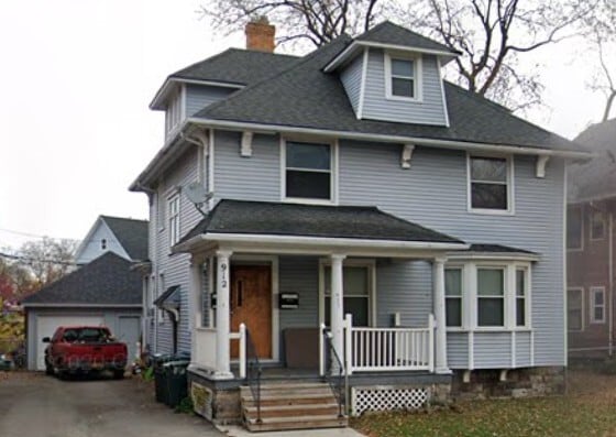 912 Clinton Ave S, Rochester, NY for sale Primary Photo- Image 1 of 2