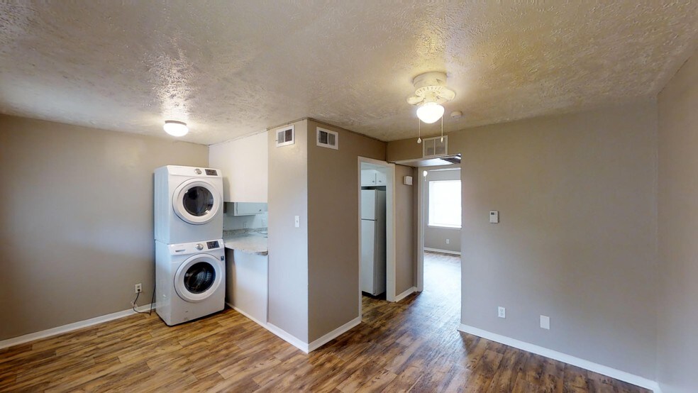 501 Charlton St, Lufkin, TX for sale - Matterport 3D Scan - Image 3 of 13