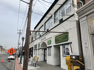 Plus de détails pour 2425 Grand Ave, Baldwin, NY - Bureau à vendre