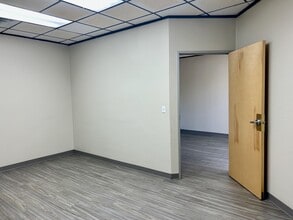 459-599 Spencer Ln, San Antonio, TX for lease Interior Photo- Image 1 of 11