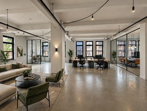 381 Park Ave S, New York, NY for lease Interior Photo- Image 2 of 2
