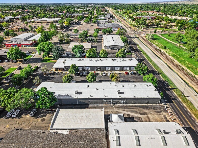 3501 - 3509 South Mason portefeuille de 2 propriétés à vendre sur LoopNet.ca - Photo du bâtiment - Image 3 de 15