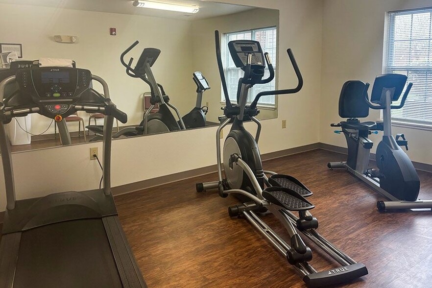 14 W Bartlette St, Sumter, SC for sale - Building Photo - Image 3 of 10