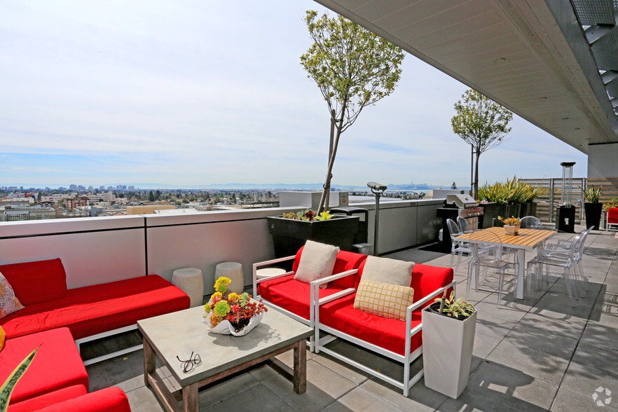 2055 Center St, Berkeley, CA for lease - Building Photo - Image 2 of 13