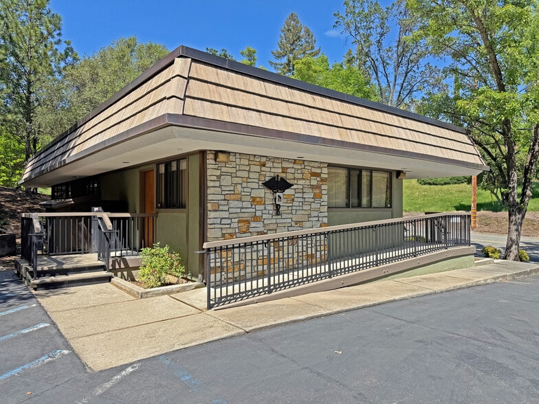 2916 Tunnel St, Placerville, CA for lease - Building Photo - Image 1 of 11