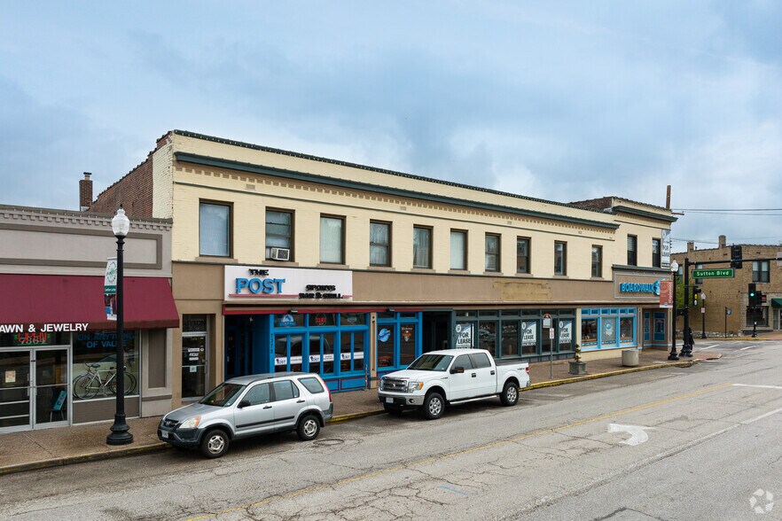 7370-7376 Manchester Rd, Maplewood, MO à louer - Photo du bâtiment - Image 2 de 7