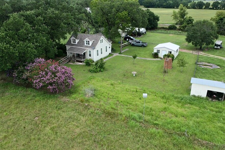 20119 Cedar Ln, Tomball, TX à vendre - Photo du bâtiment - Image 3 de 8