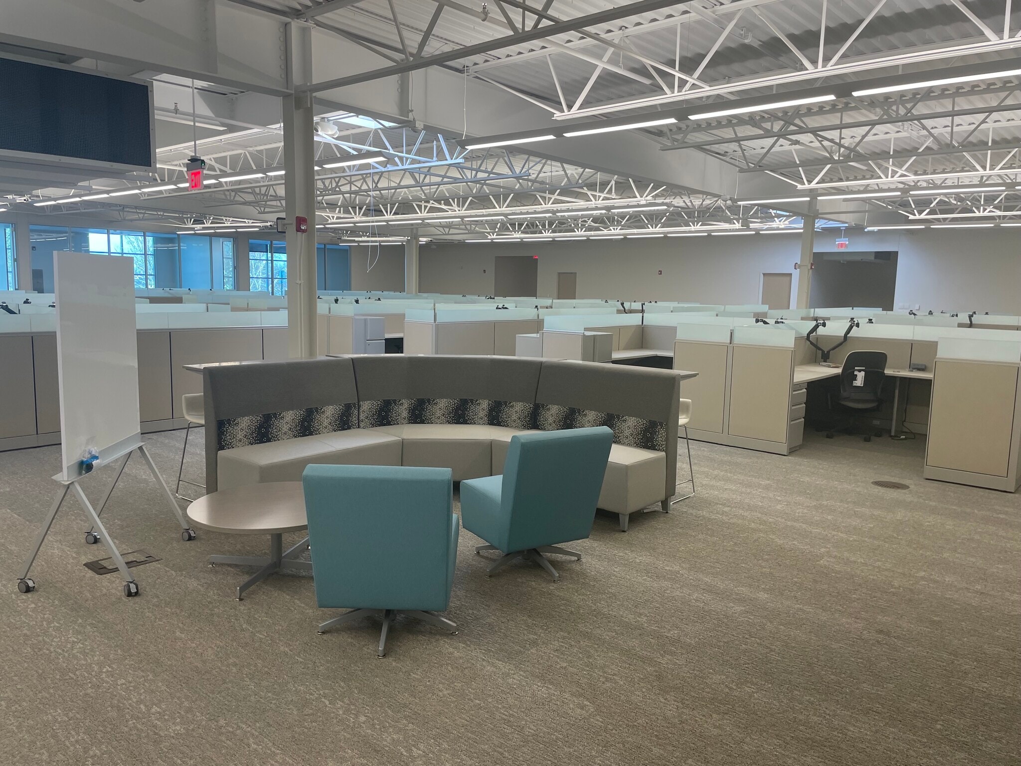 12533 Wagon Wheel Rd, Rockton, IL for lease Interior Photo- Image 1 of 4