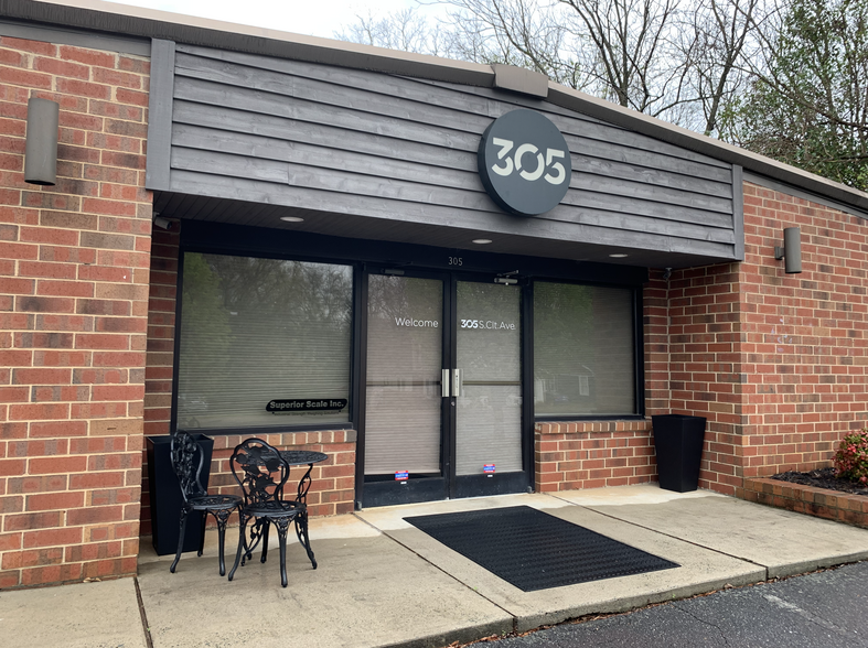 305 S Charlotte Ave, Monroe, NC for sale - Building Photo - Image 1 of 1