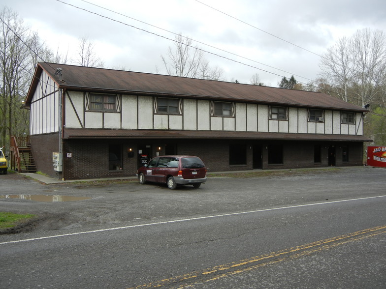 1059 Dents Run Blvd, Granville, WV à vendre - Photo du bâtiment - Image 1 de 1