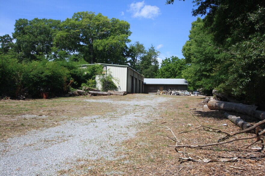 64 Waddell Cir, Aragon, GA à vendre - Photo du bâtiment - Image 2 de 5