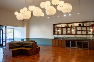 7 W Alder St, Walla Walla, WA for lease Interior Photo- Image 2 of 16