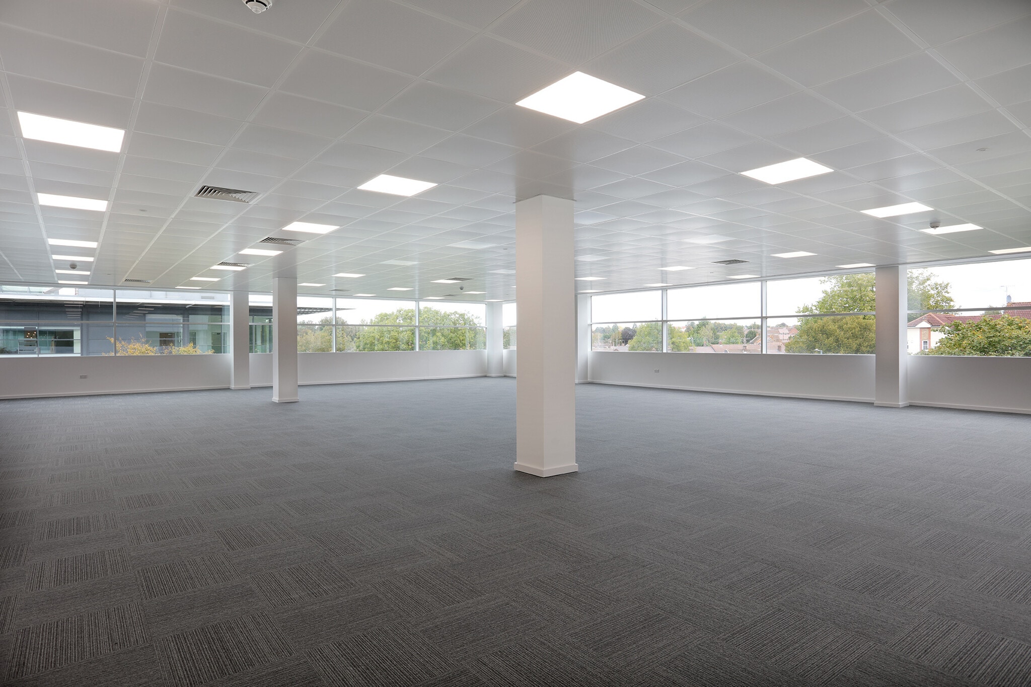 Concorde Rd, Maidenhead for lease Building Photo- Image 1 of 6