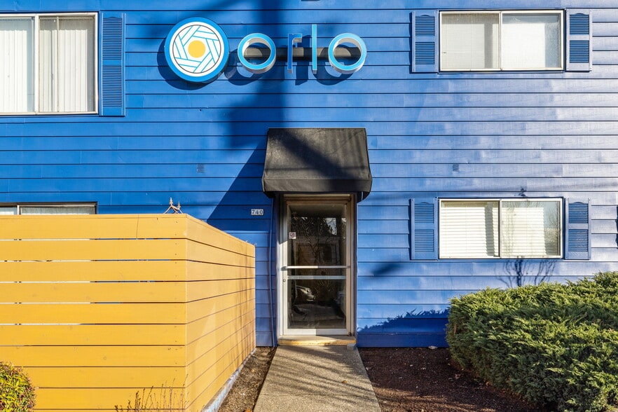 740 NE 53rd Ave, Portland, OR for sale - Building Photo - Image 2 of 17