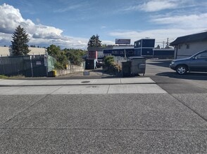 12714 Aurora Ave N, Seattle, WA for lease Other- Image 1 of 10