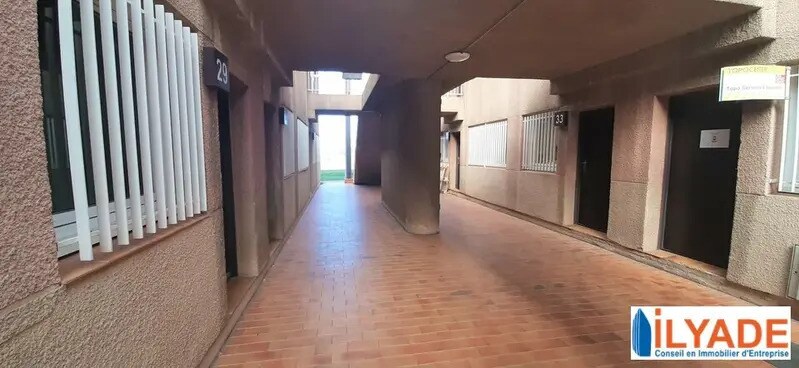 Industrial in Vitrolles for lease - Lobby - Image 3 of 23