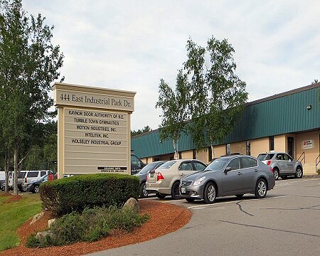 444 E Industrial Park Dr, Manchester, NH à louer - Photo du bâtiment - Image 1 de 7