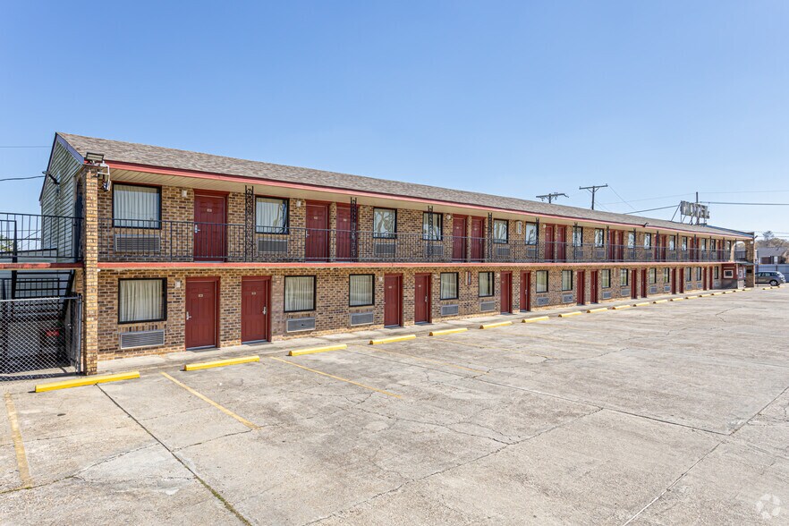 1024 Bridge City Ave, Westwego, LA à vendre - Photo du bâtiment - Image 3 de 3