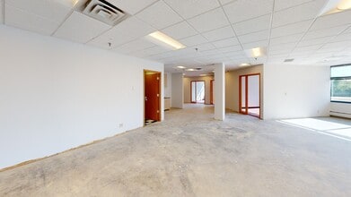 5270 W 84th St, Bloomington, MN à louer Photo intérieure- Image 1 de 6