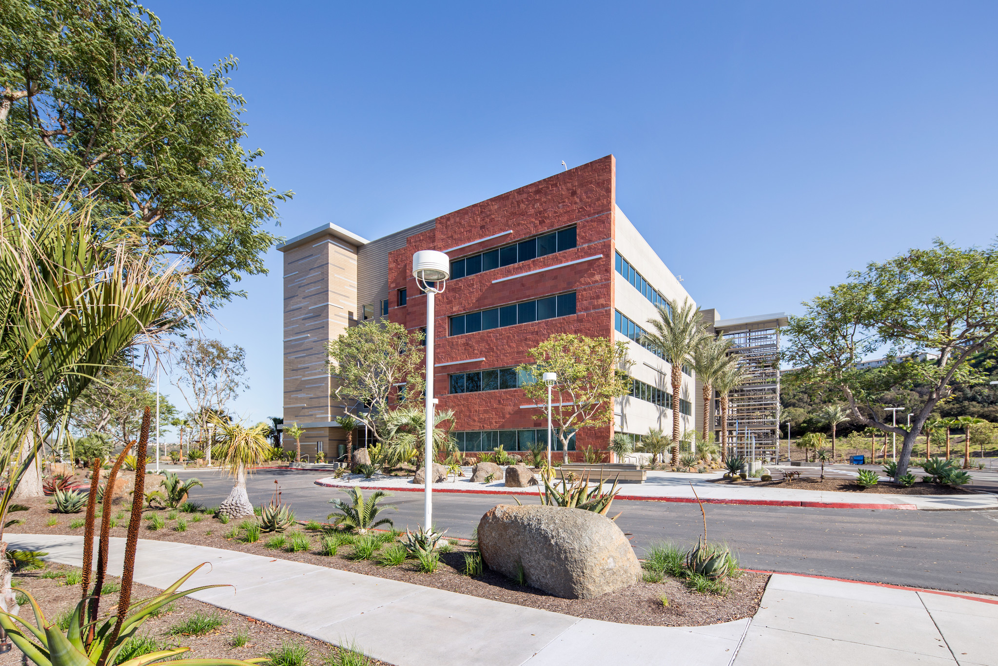 10641 Scripps Summit Ct, San Diego, CA for lease Building Photo- Image 1 of 23