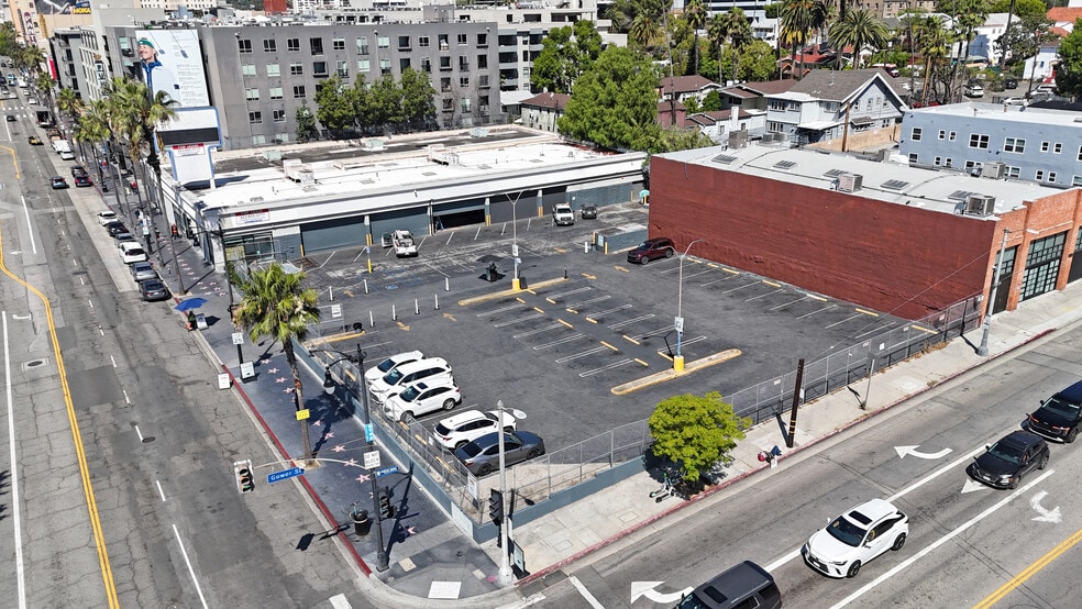 6125 Hollywood Blvd, Los Angeles, CA for lease - Building Photo - Image 2 of 4
