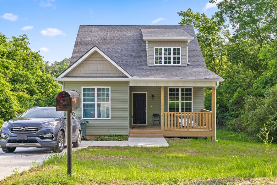 Six-Home Rental Package in East Brainerd portfolio of 6 properties for sale on LoopNet.ca - Building Photo - Image 3 of 66