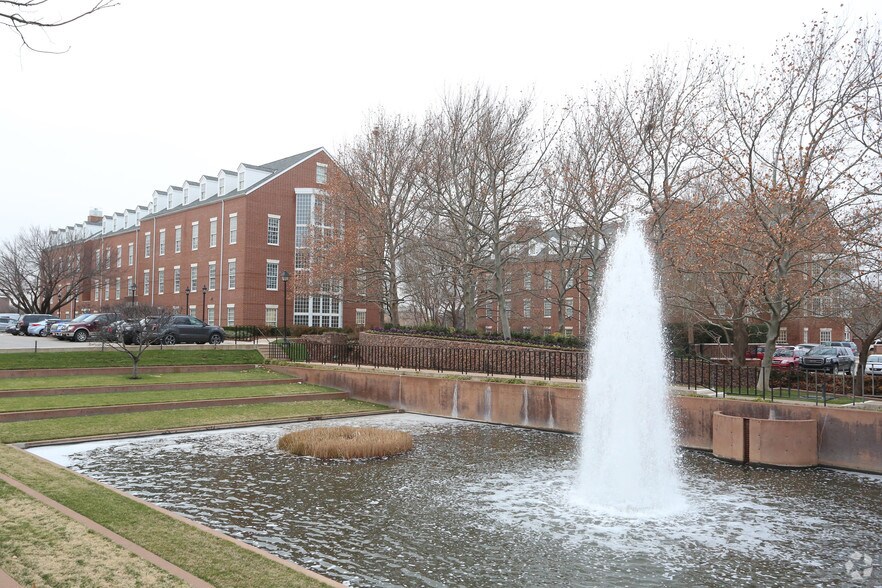 6100 N Western Ave, Oklahoma City, OK à vendre - Photo principale - Image 1 de 10