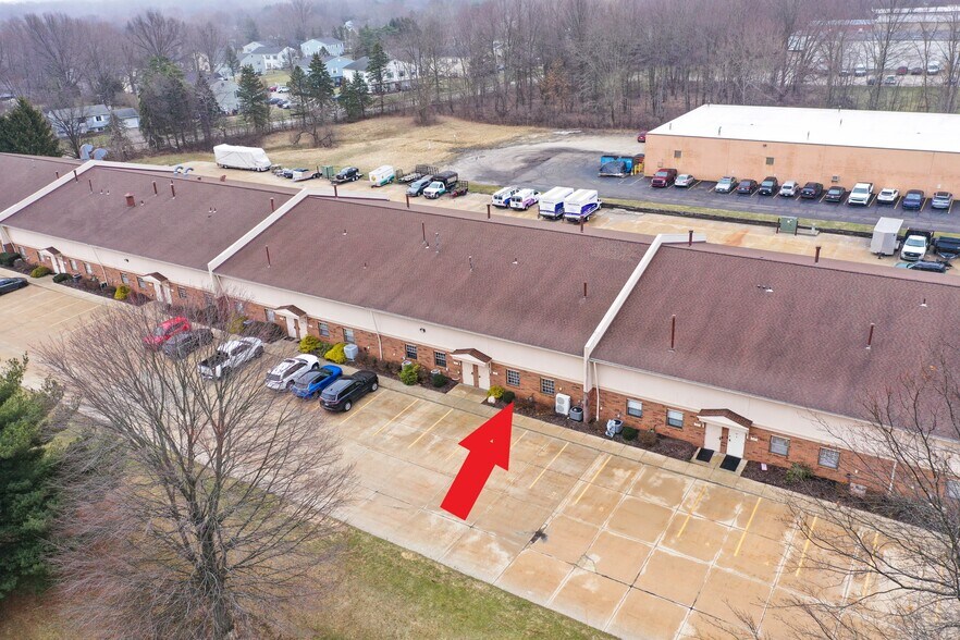 1337 Commerce Dr, Stow, OH à vendre - Photo du bâtiment - Image 3 de 20
