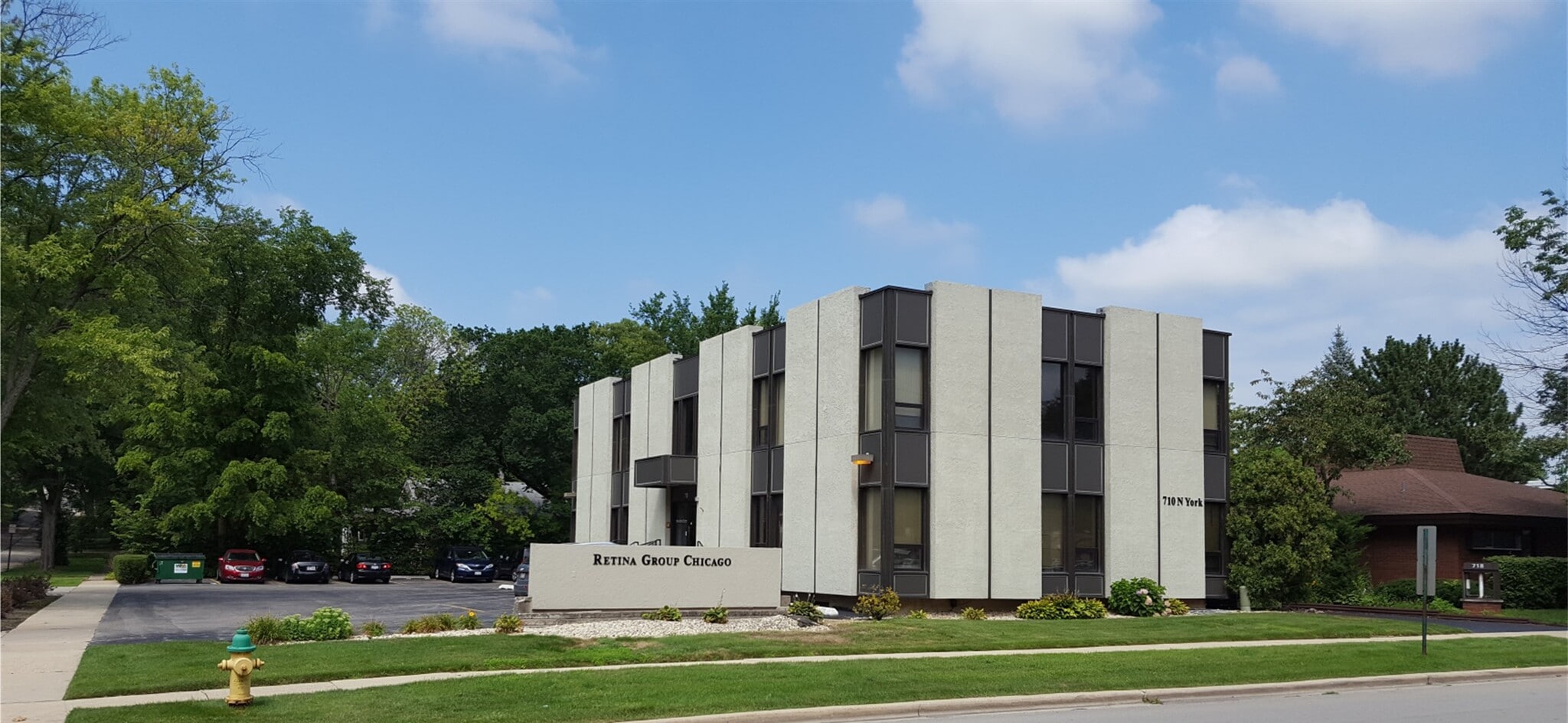 710 N York Rd, Hinsdale, IL for lease Primary Photo- Image 1 of 7