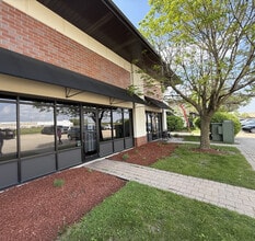 13717 S Route 30, Plainfield, IL for lease Interior Photo- Image 1 of 9