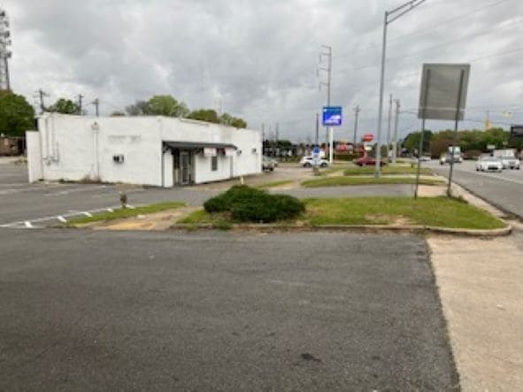 3510 Victory Dr, Columbus, GA for lease - Building Photo - Image 3 of 12