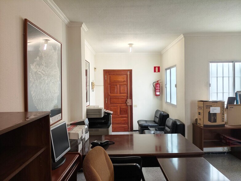 Plaza de Santa Isabel, 1, Las Palmas de Gran Canaria, Las Palmas for lease - Interior Photo - Image 3 of 18