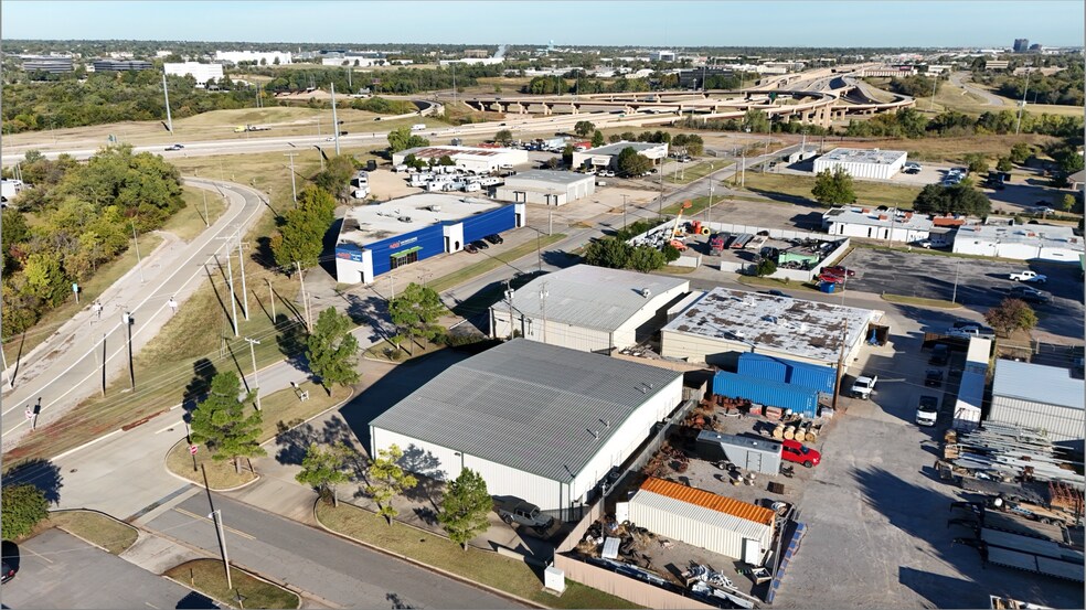 5200 N Santa Fe Ave, Oklahoma City, OK à louer - Photo du bâtiment - Image 3 de 12