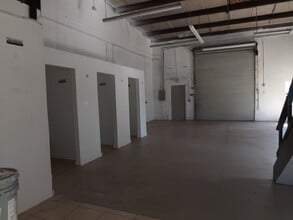 12505 66th St N, Largo, FL for lease Interior Photo- Image 2 of 10