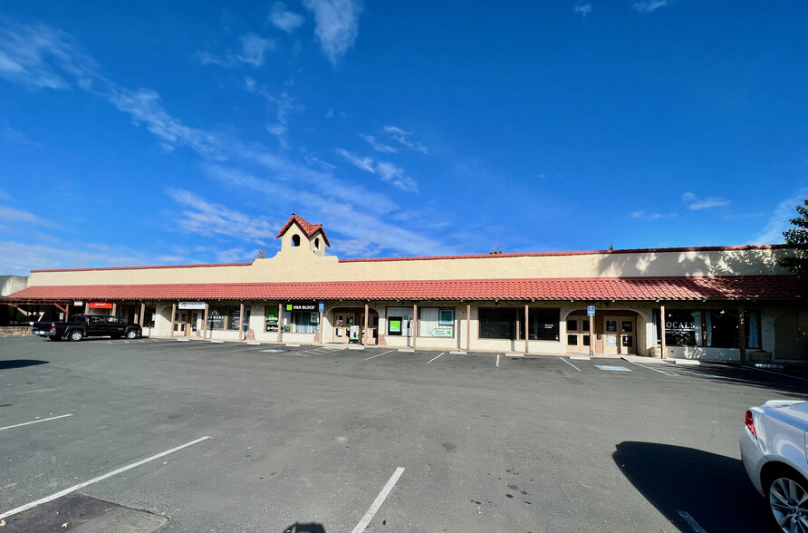 514 Lakeport Blvd, Lakeport, CA for lease - Primary Photo - Image 1 of 4