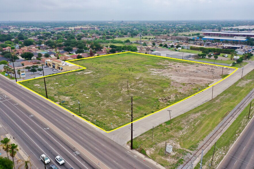 200 N Ware rd, McAllen, TX à vendre - Aérien - Image 2 de 4