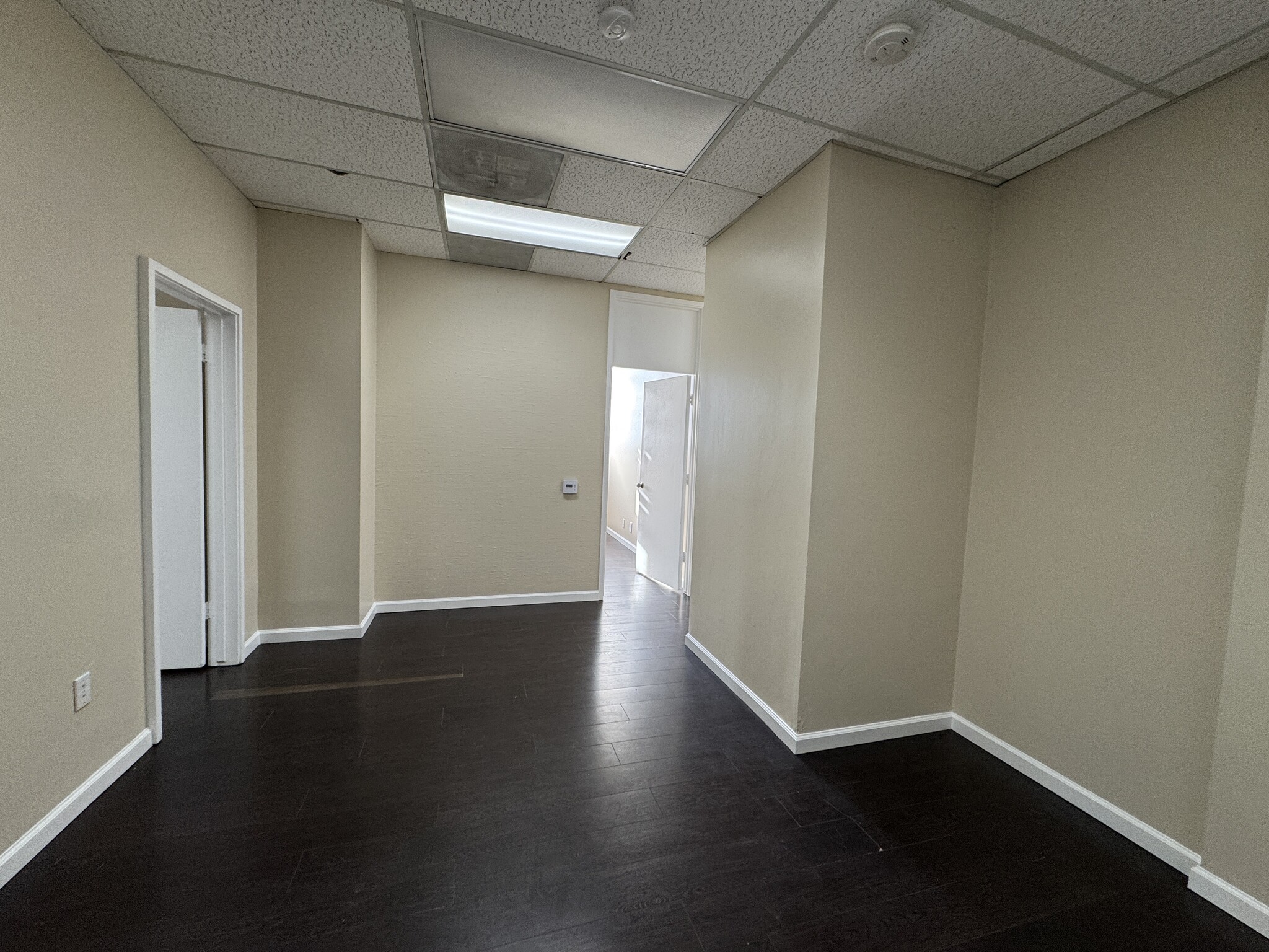 14416-14420 Chase St, Panorama City, CA for lease Building Photo- Image 1 of 3