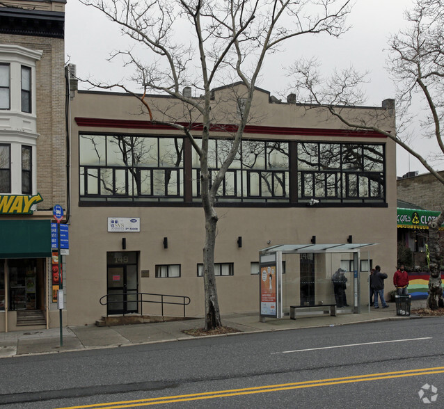 146-148 Bay St, Staten Island, NY à louer - Photo du bâtiment - Image 2 de 3