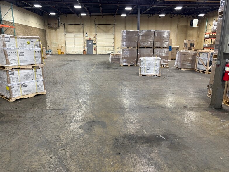 10 Forbes Rd, Newmarket, NH for lease - Building Photo - Image 3 of 6
