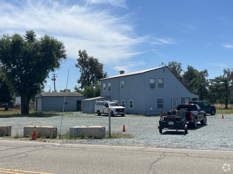 922 Simmerhorn Rd, Galt, CA for sale - Building Photo - Image 2 of 2