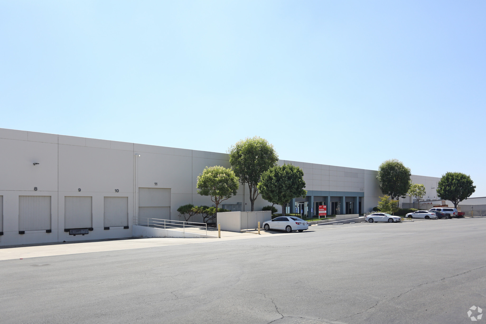 1030-1050 E Valencia Dr, Fullerton, CA for lease Building Photo- Image 1 of 8