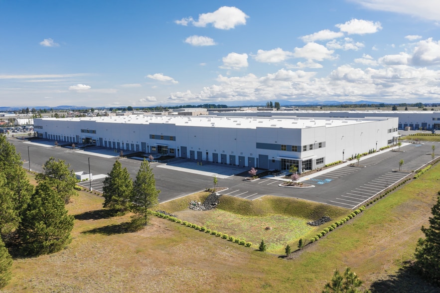 11603 McFarlane Rd. rd, Airway Heights, WA à louer - Photo du bâtiment - Image 2 de 2