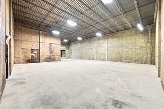 Plus de détails pour 21 Highway 17, East Rutherford, NJ - Industriel à louer