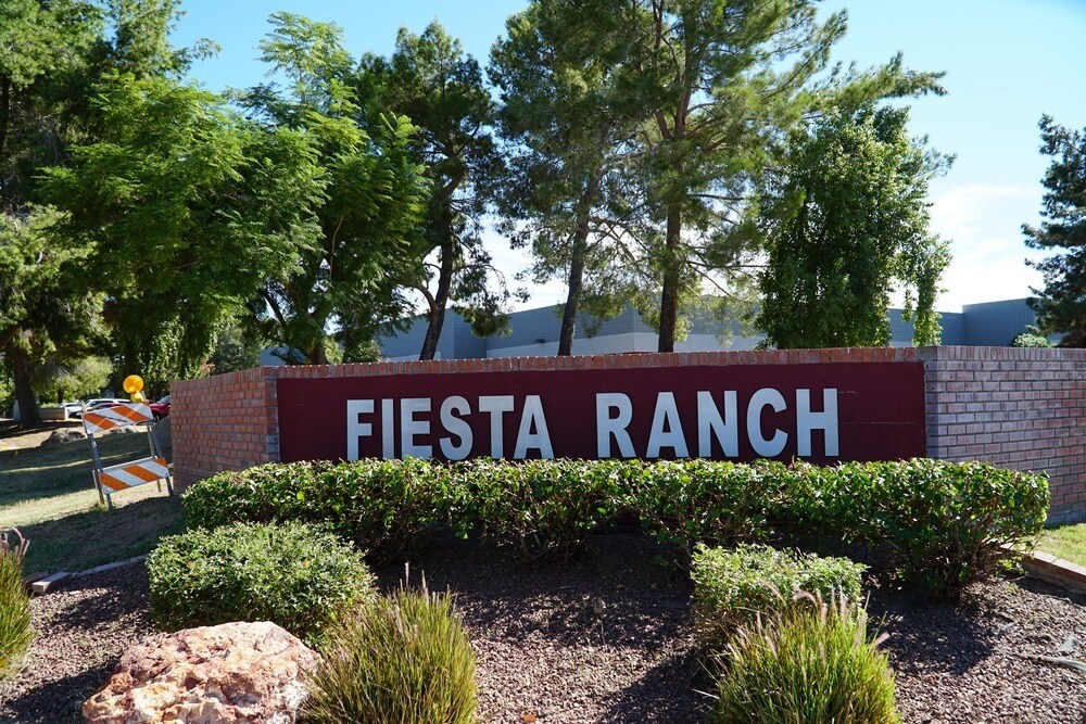 1035 N McQueen Rd, Gilbert, AZ for lease Building Photo- Image 1 of 6