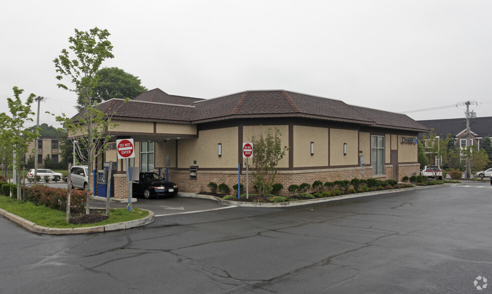 4900-4966 Merrick Rd, Massapequa Park, NY for lease - Building Photo - Image 2 of 4